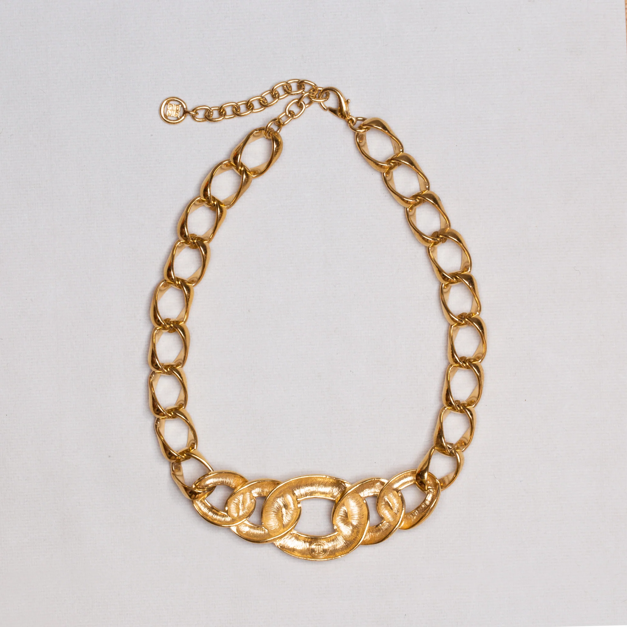 Vintage Gold Chain Necklace - Image 4