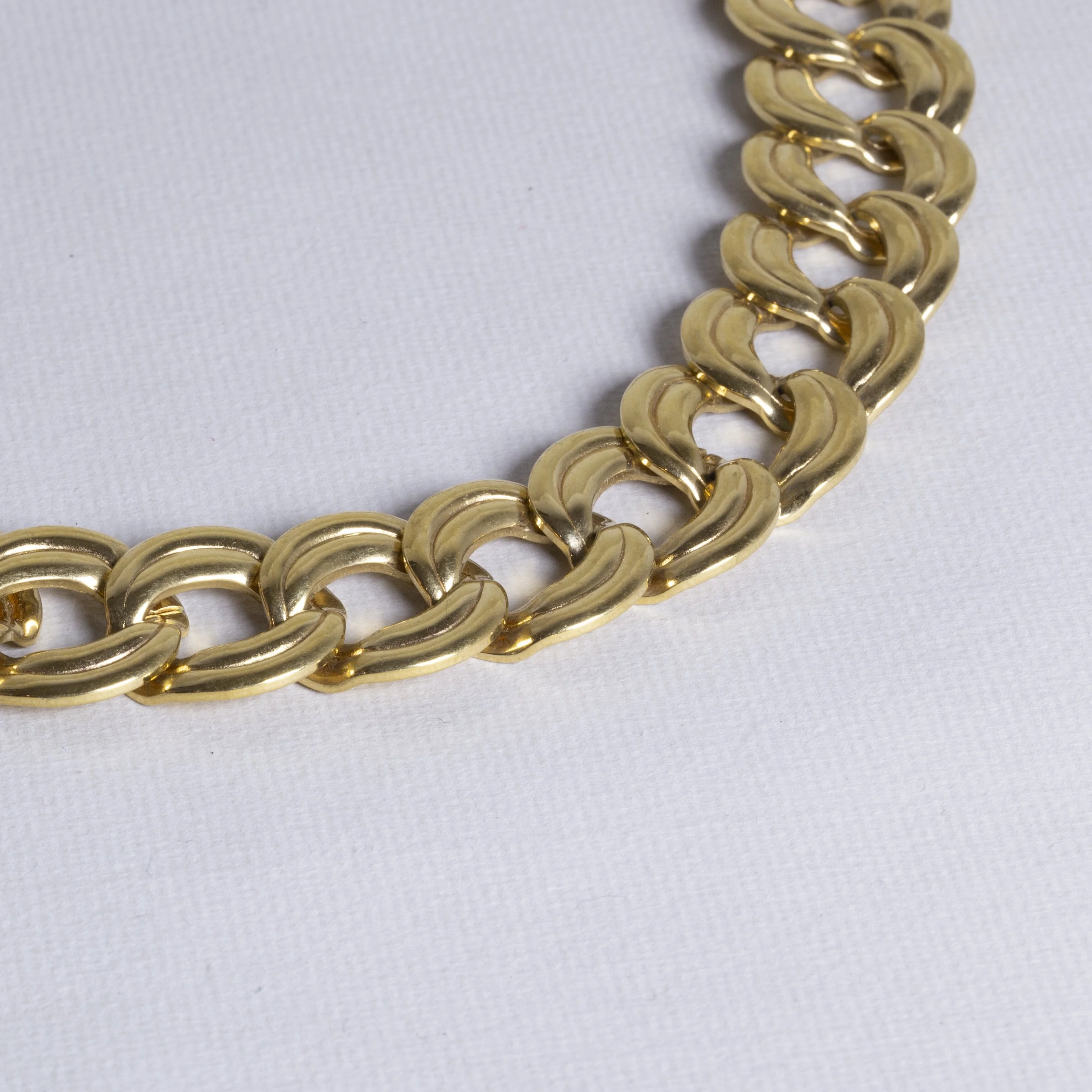 Vintage Gold Chain Necklace - Image 4
