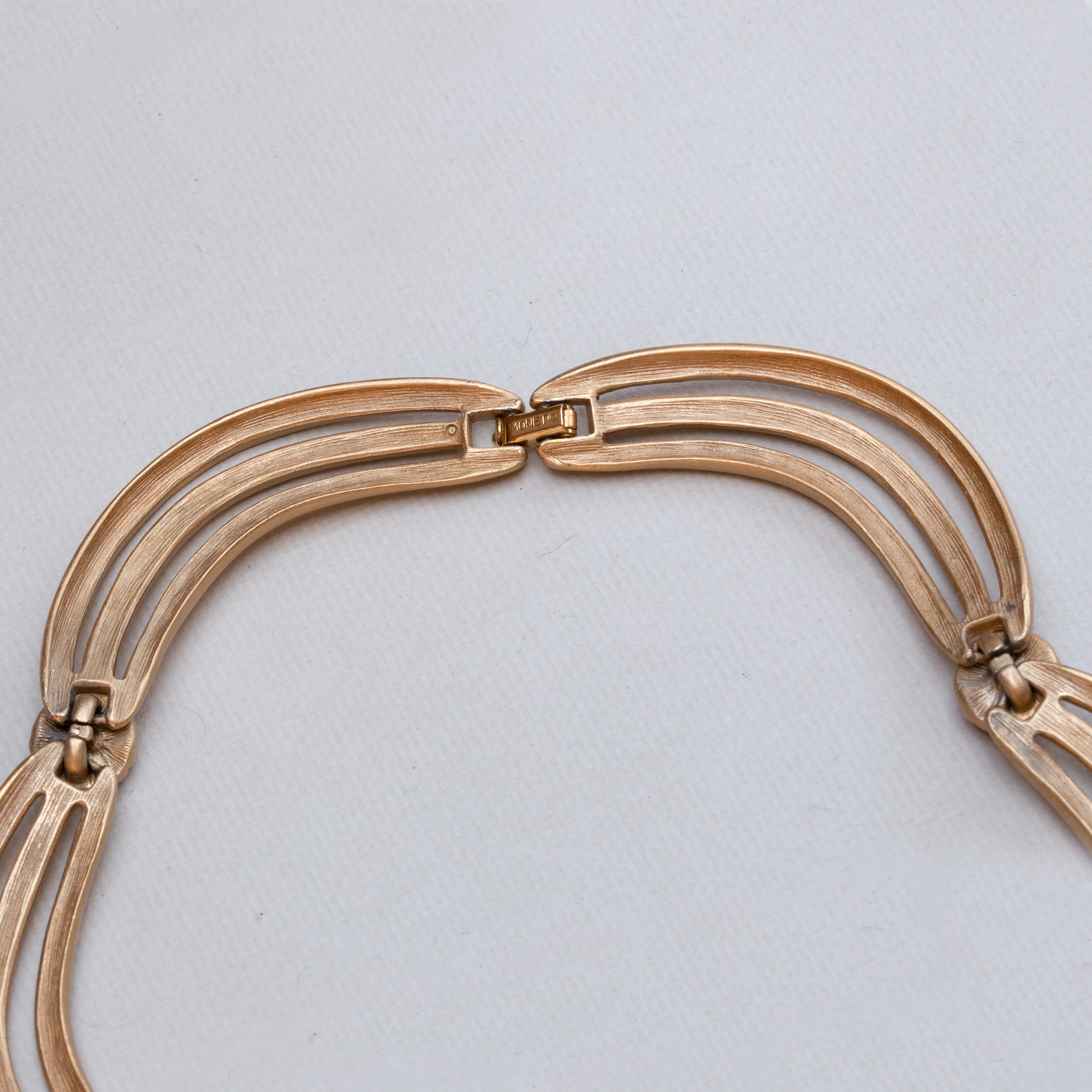 Vintage Gold Choker Necklace - Image 4