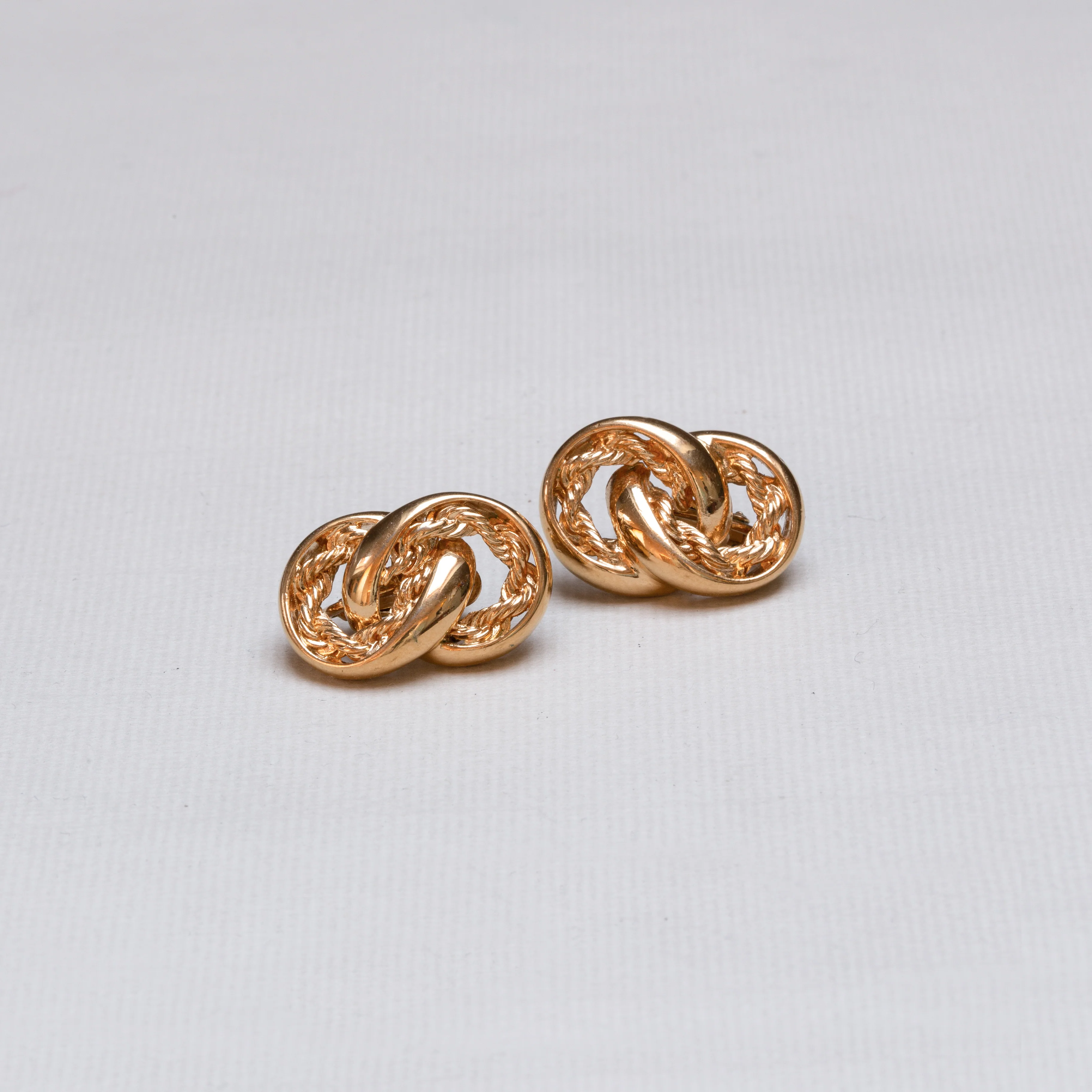 Vintage Gold Clip-on Earrings - Image 4