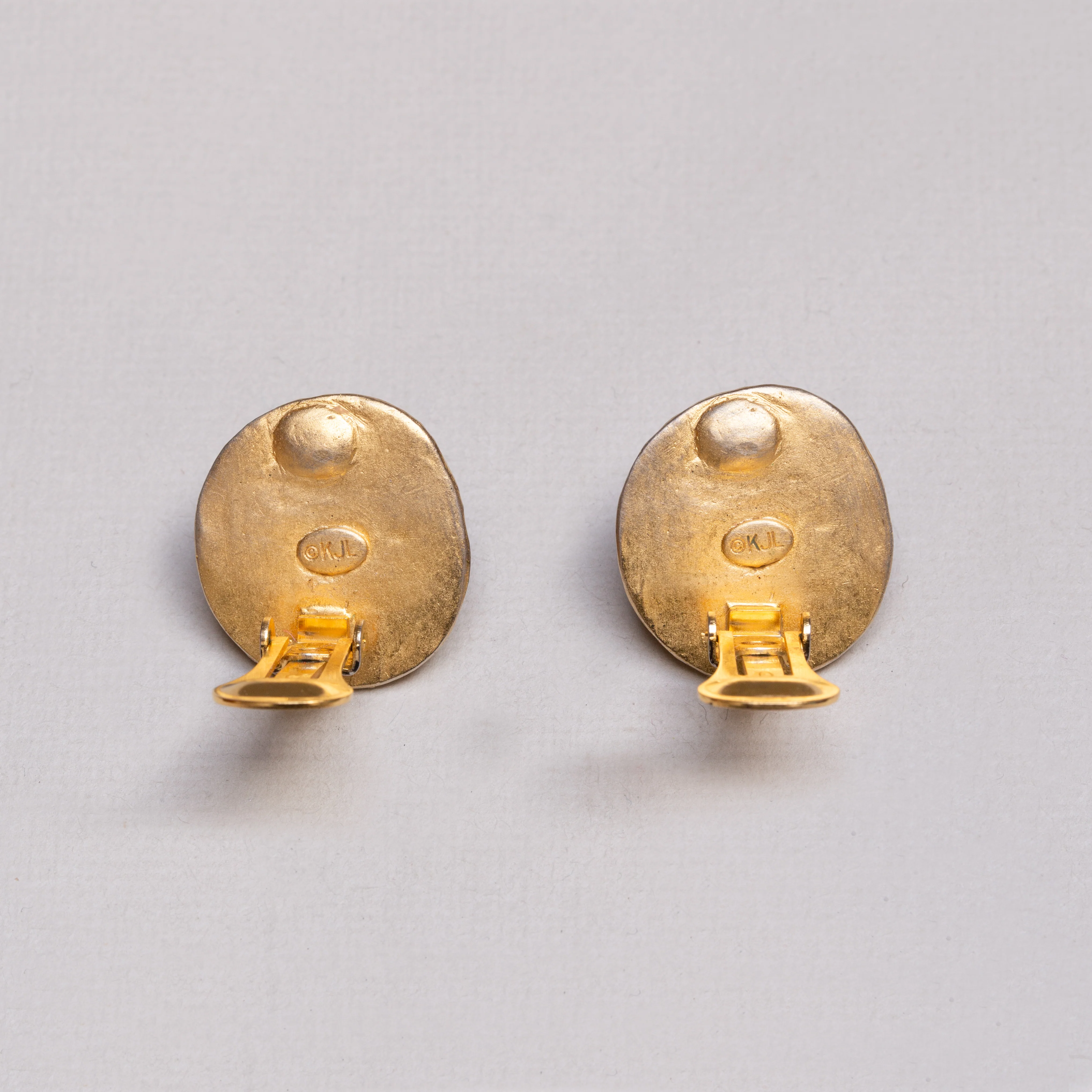 Vintage Gold Clip-on Earrings - Image 2