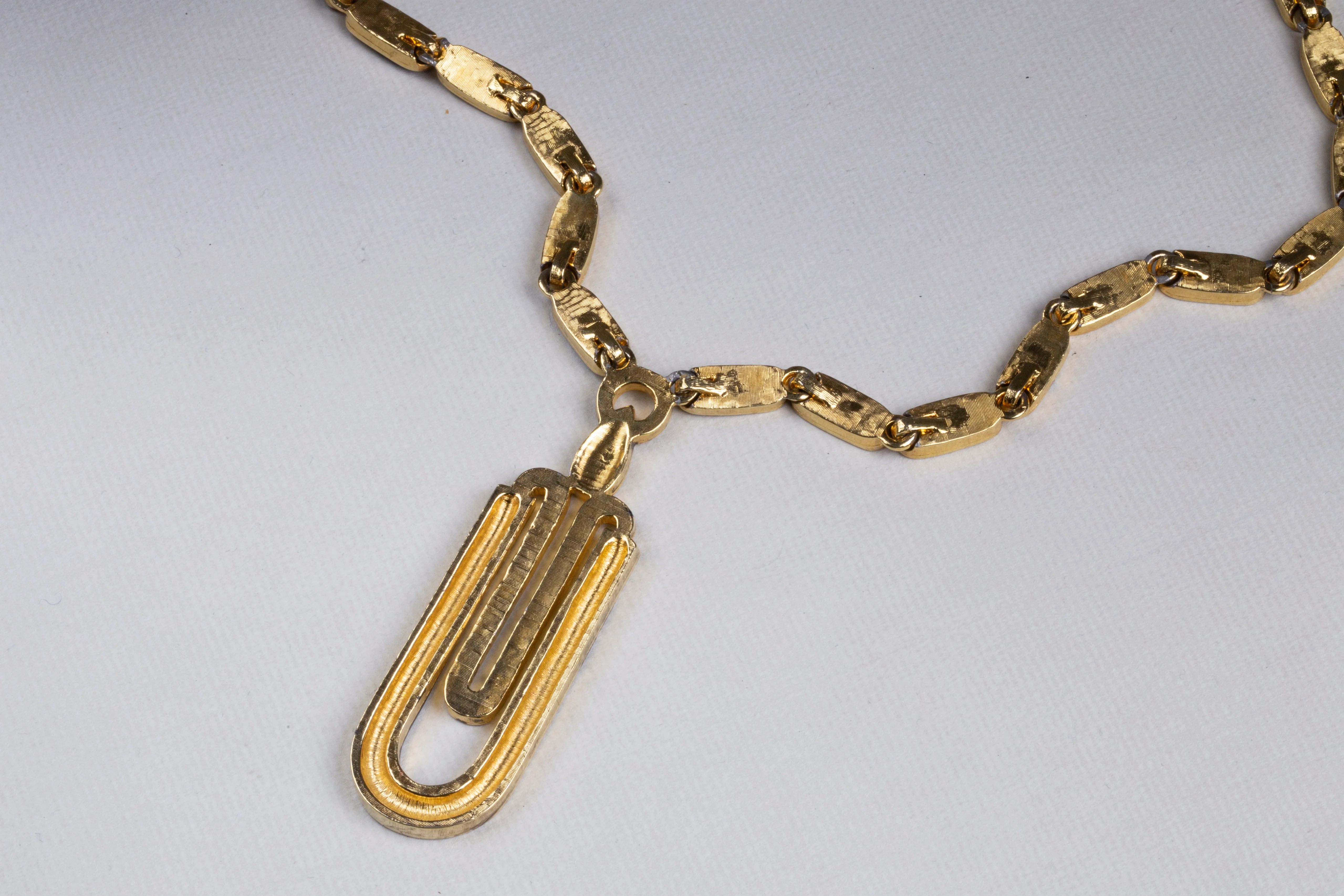Vintage Gold and Black Enamel Necklace - Image 6