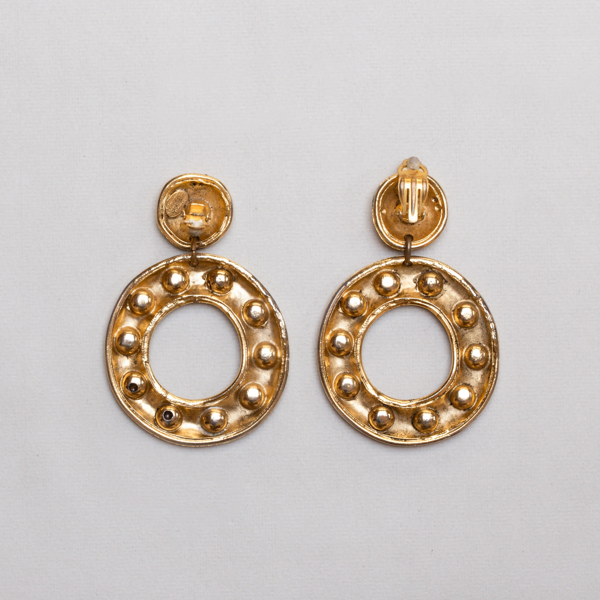 Vintage Textured Gold Clip-on Earrings with Rhinestones - Image 4