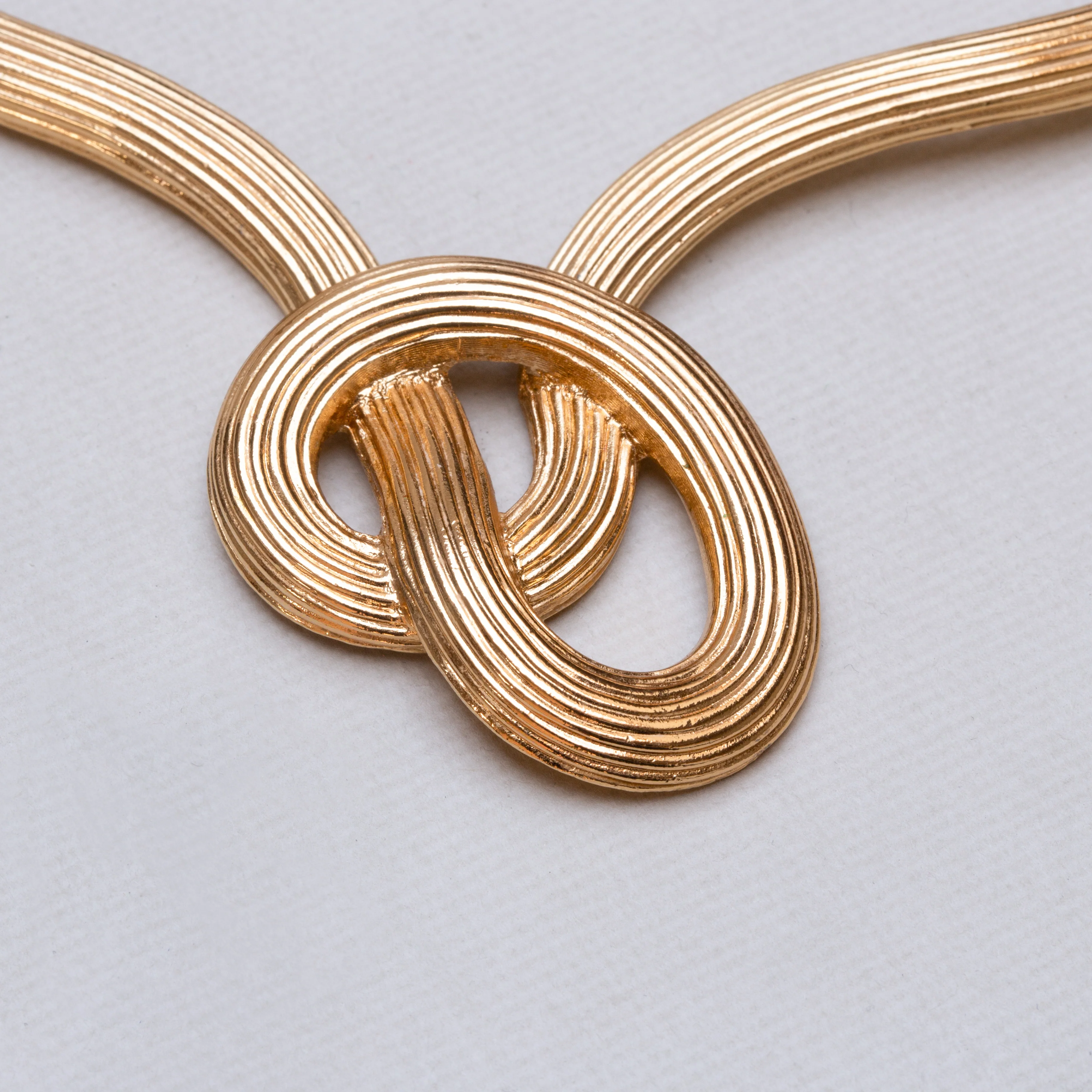 Vintage Gold Twisted Necklace - Image 2