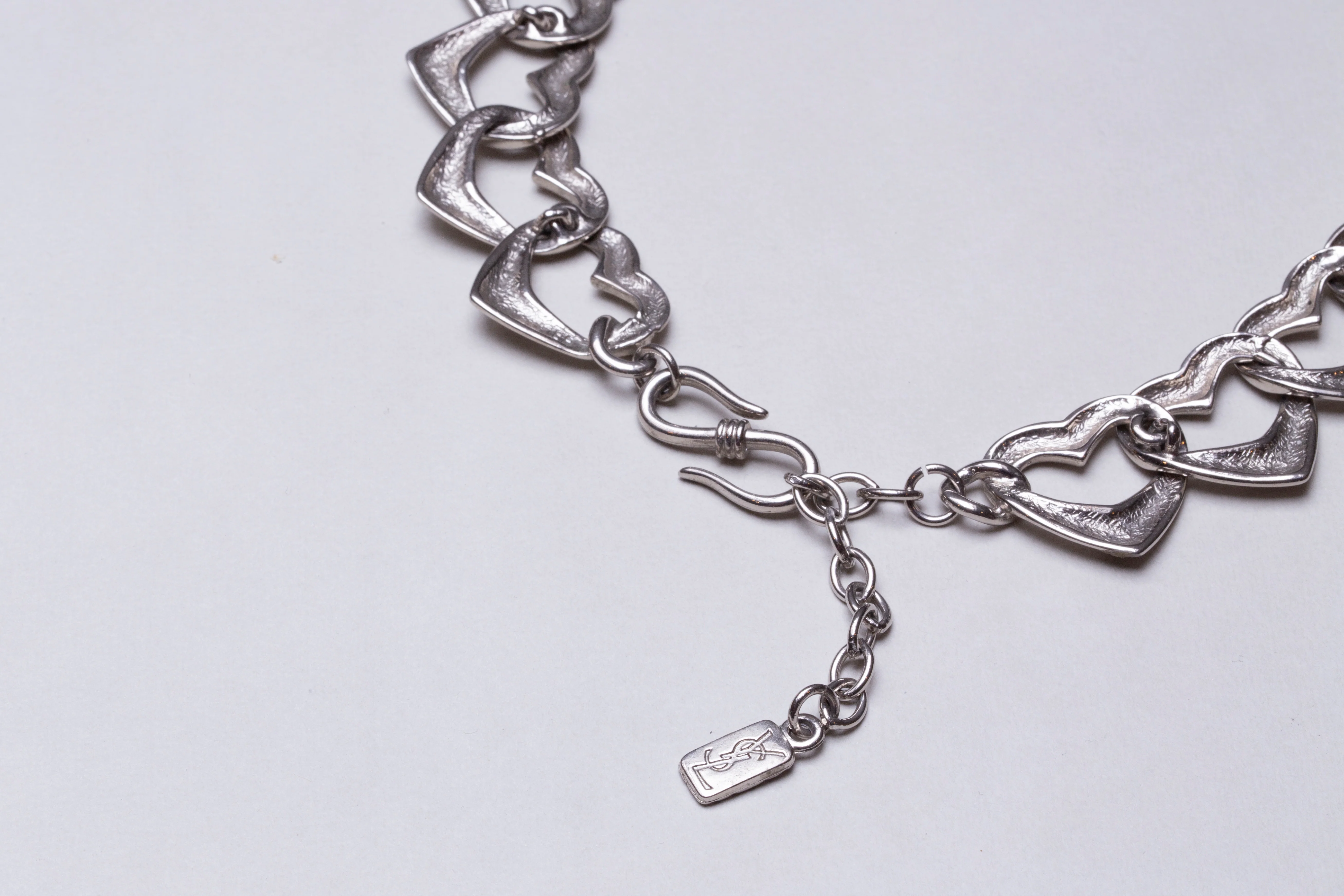 Vintage Heart Necklace in Gold and Silver - Image 7