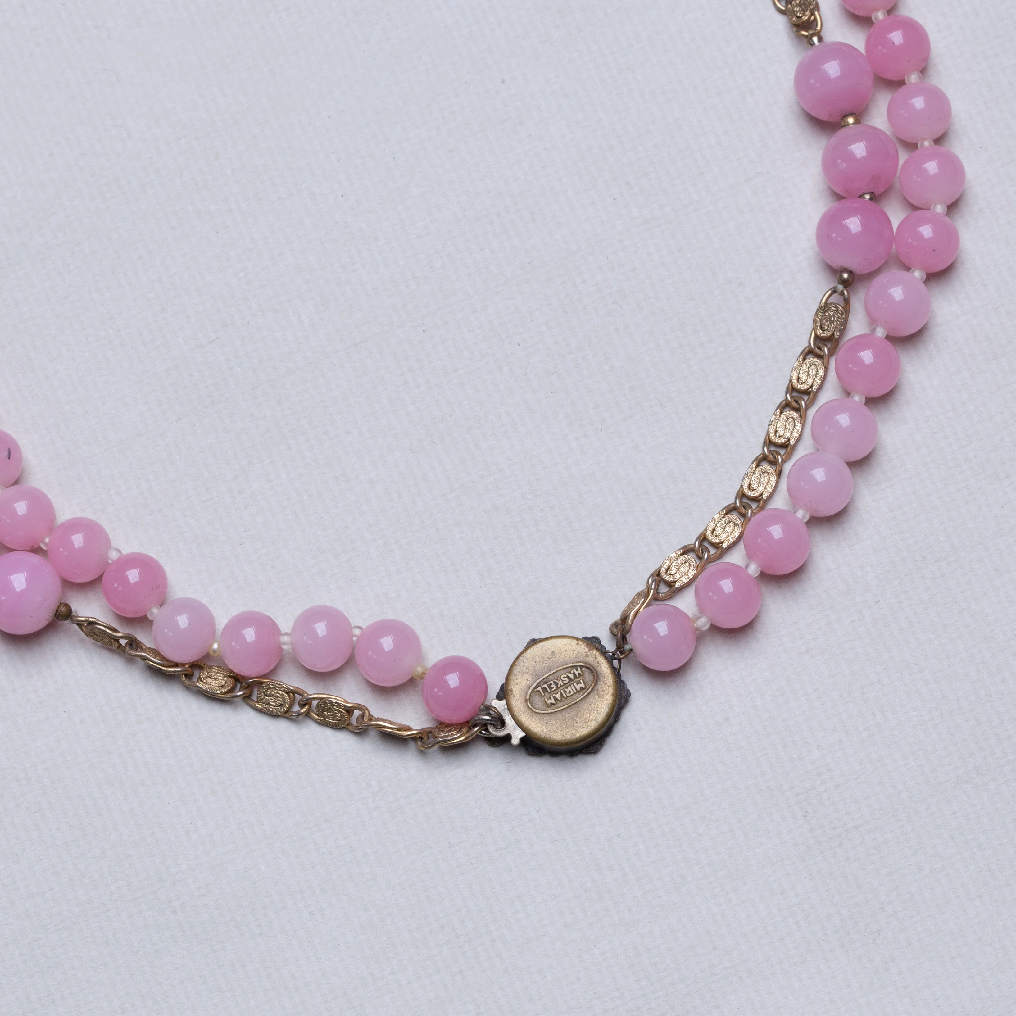 Vintage Pink Necklace and Earrings - Image 5