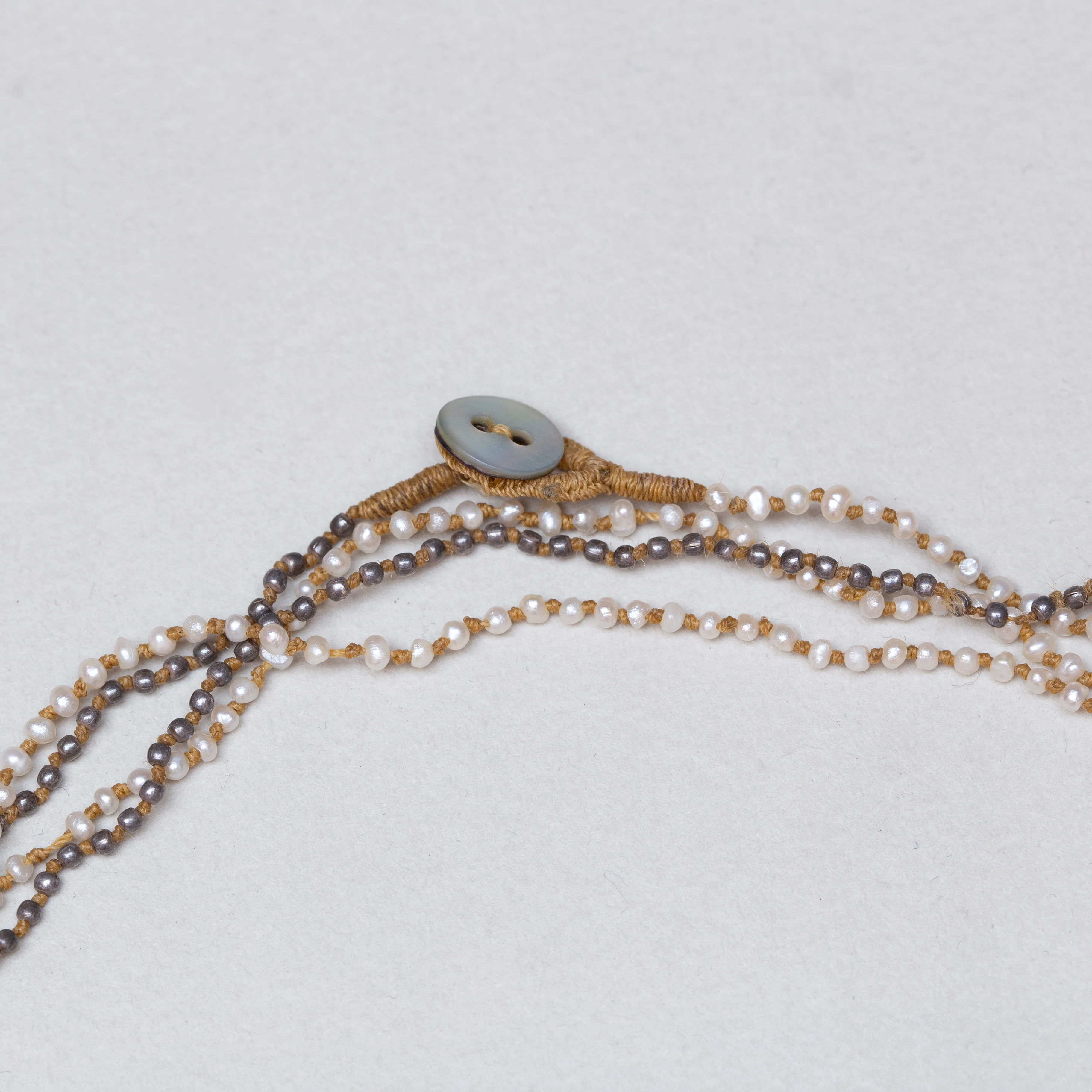 Vintage Pearl Beads Necklace - Image 2