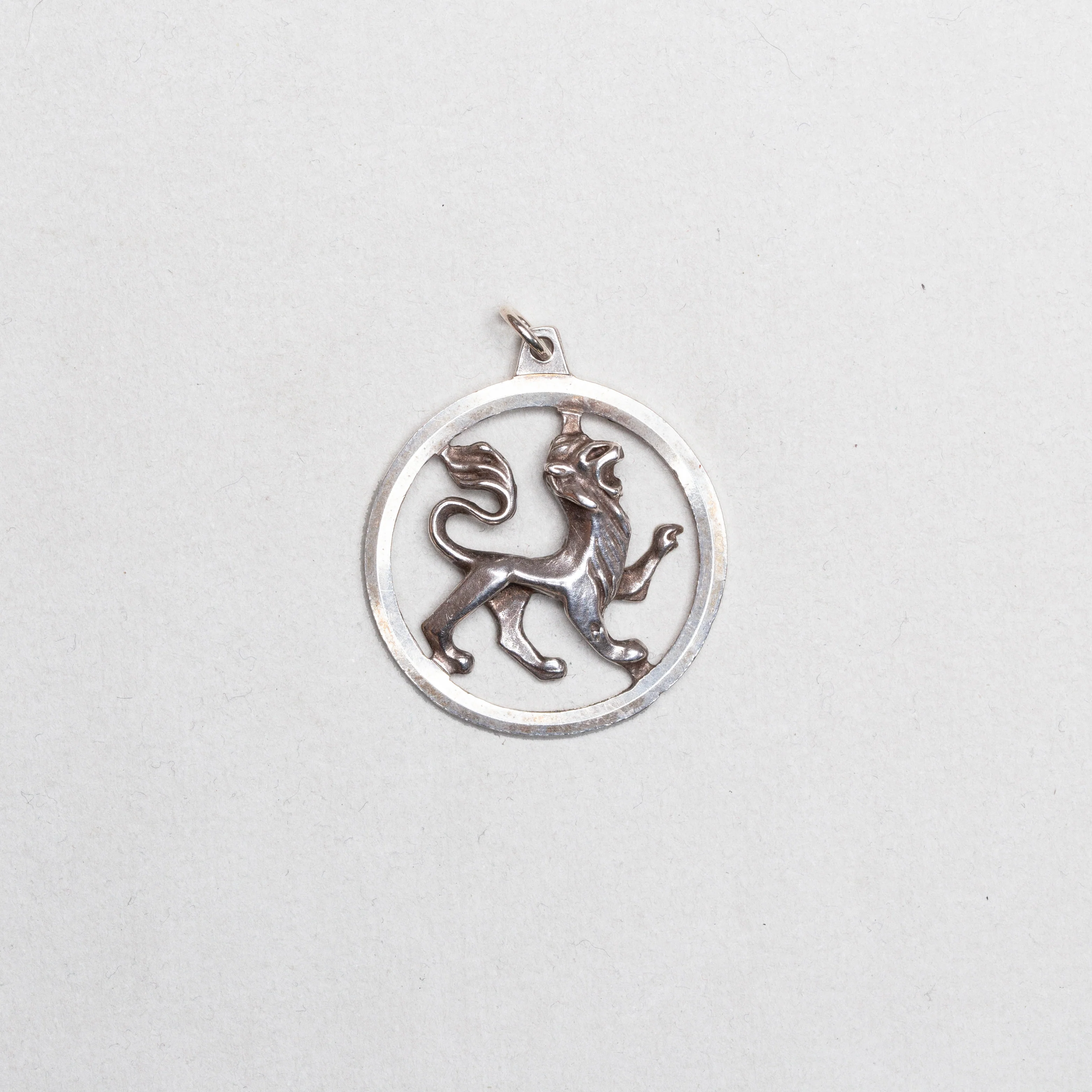 Vintage Silver Leo Pendant Charm - Image 2