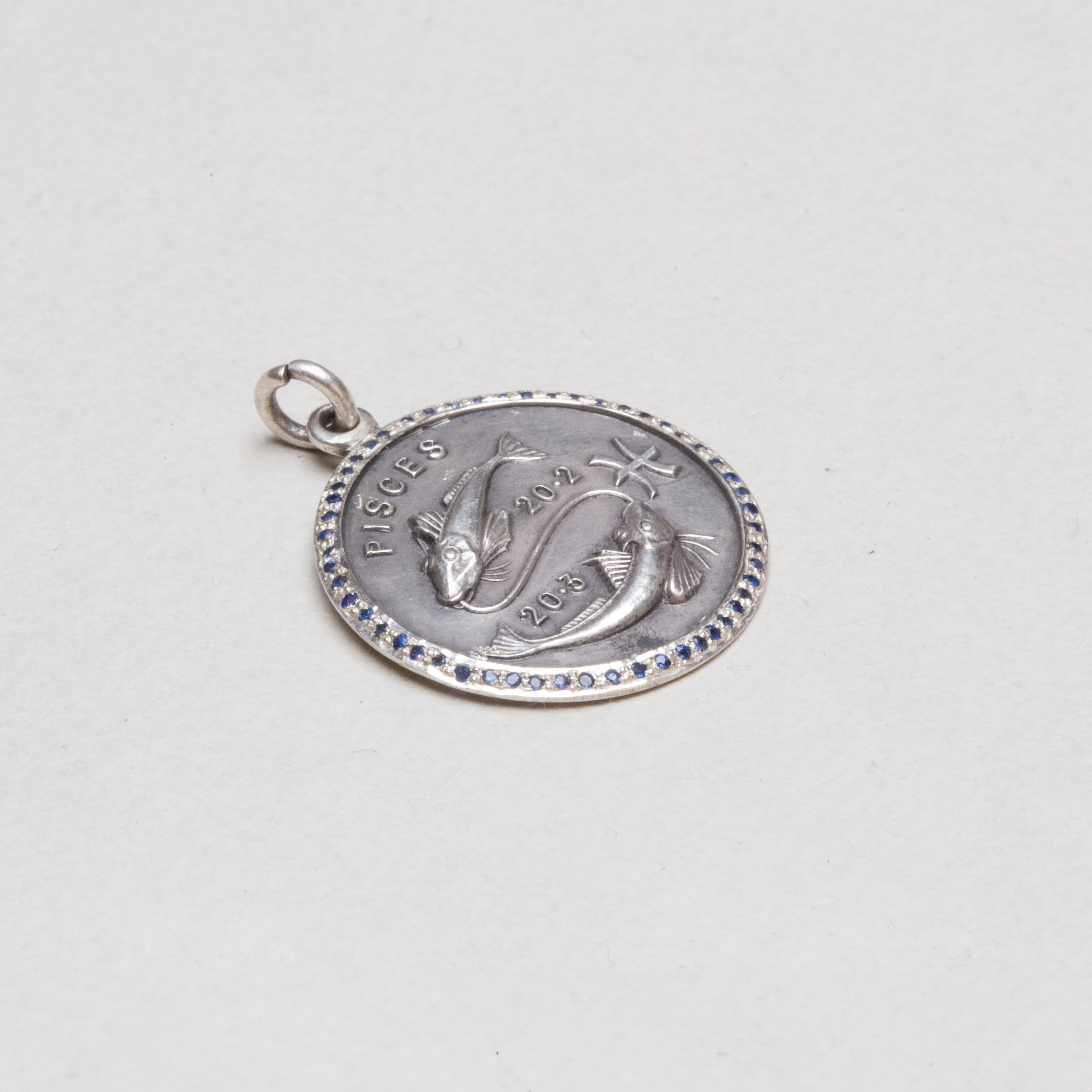 Vintage Silver Pisces Charm Pendant with Blue Sapphires - Image 2