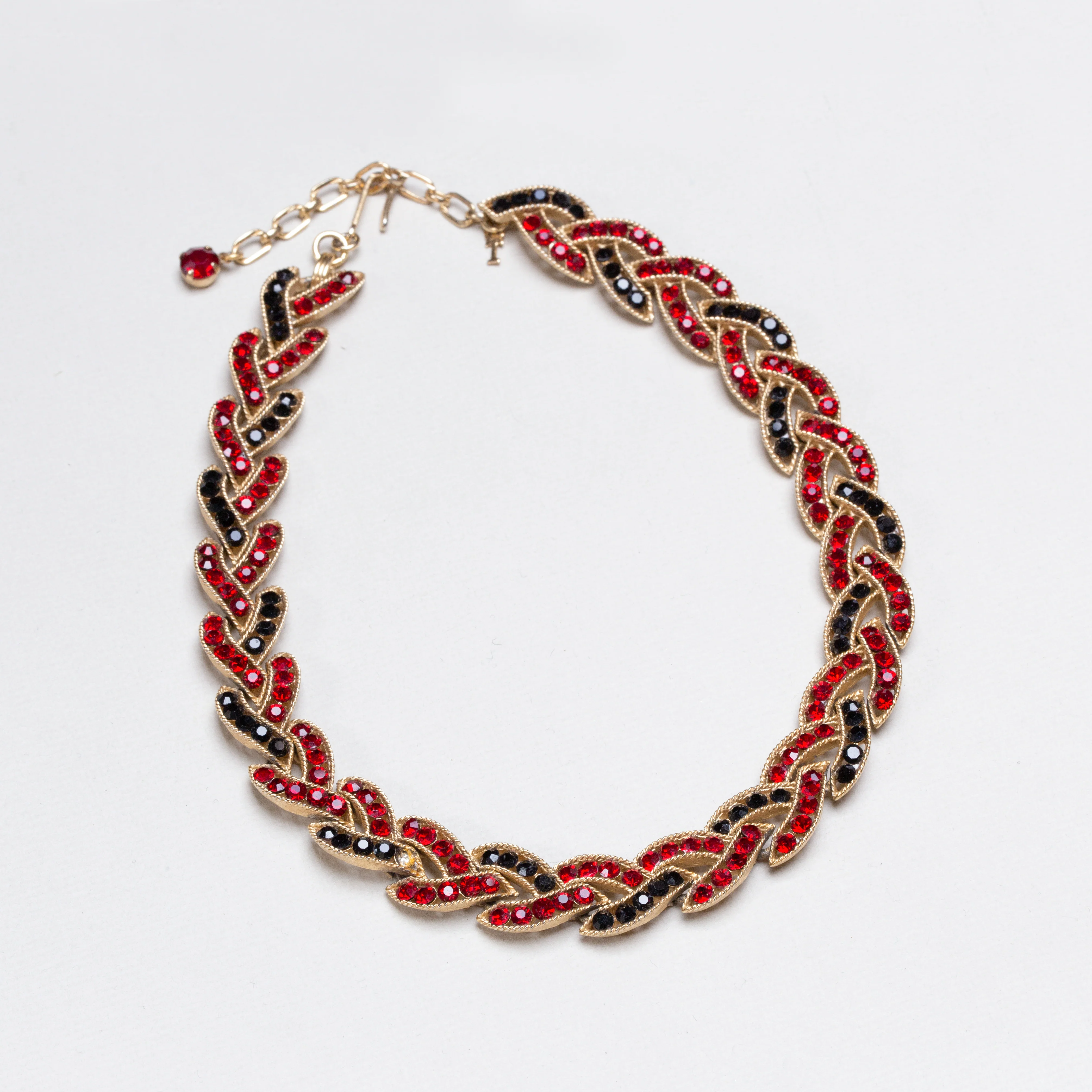 Vintage Trifari Braided Necklace - Image 4