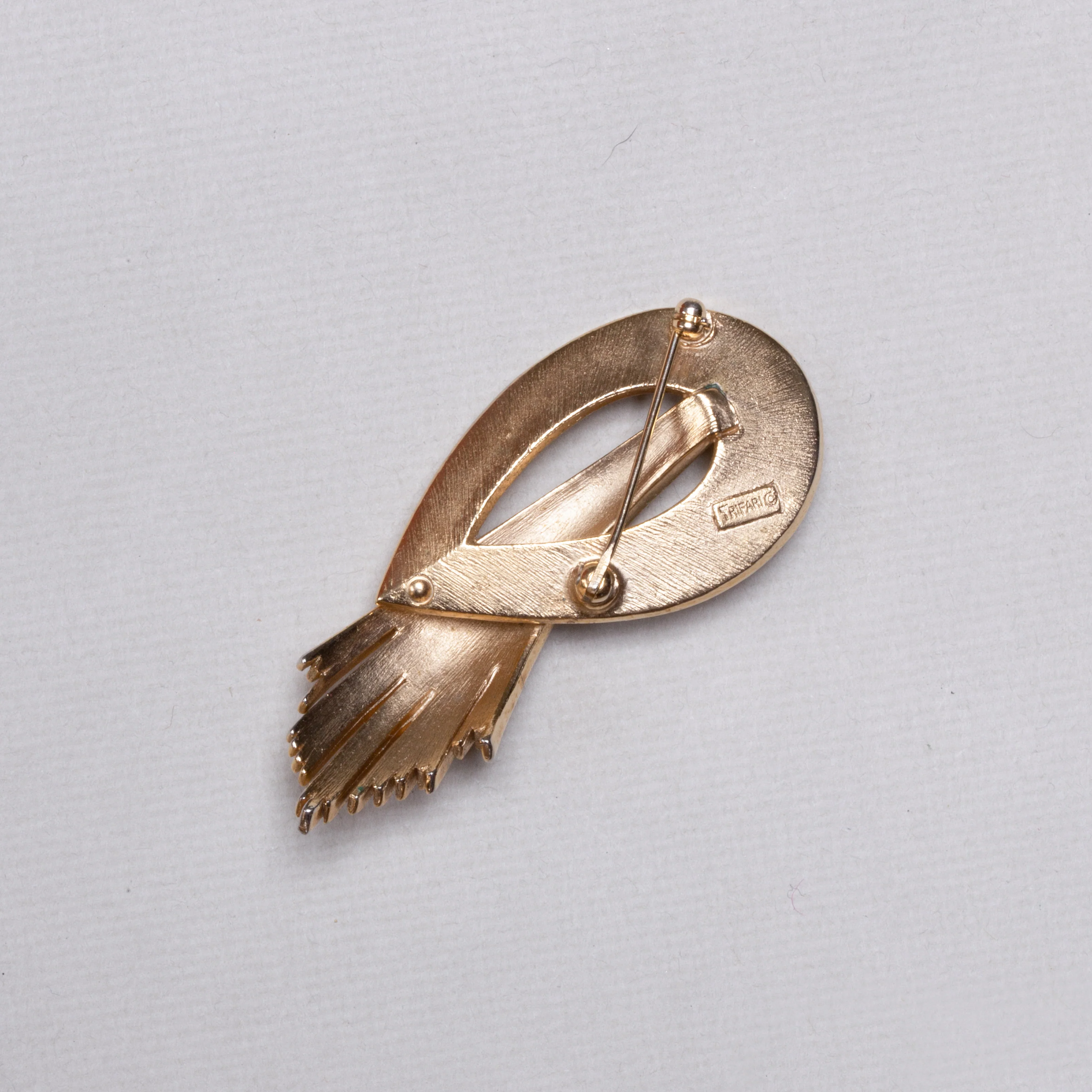 Vintage Trifari Gold Brooch - Image 4