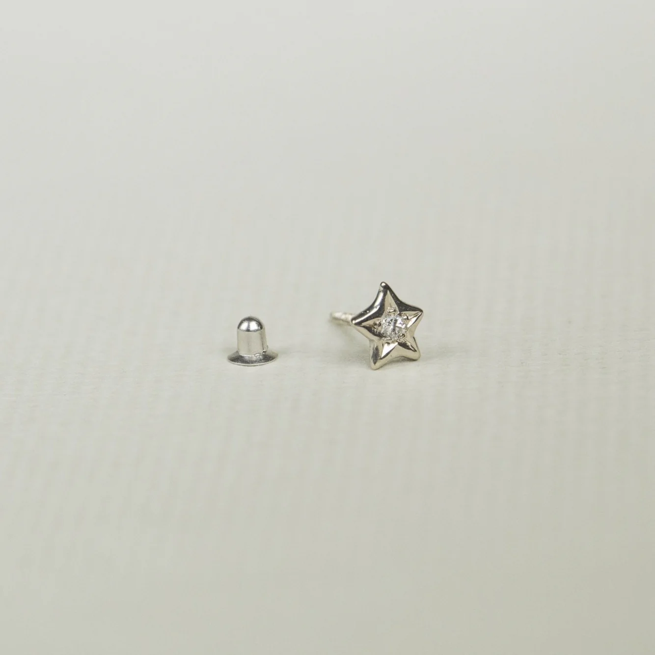 Diamond Star Cartilage Earring in White Gold