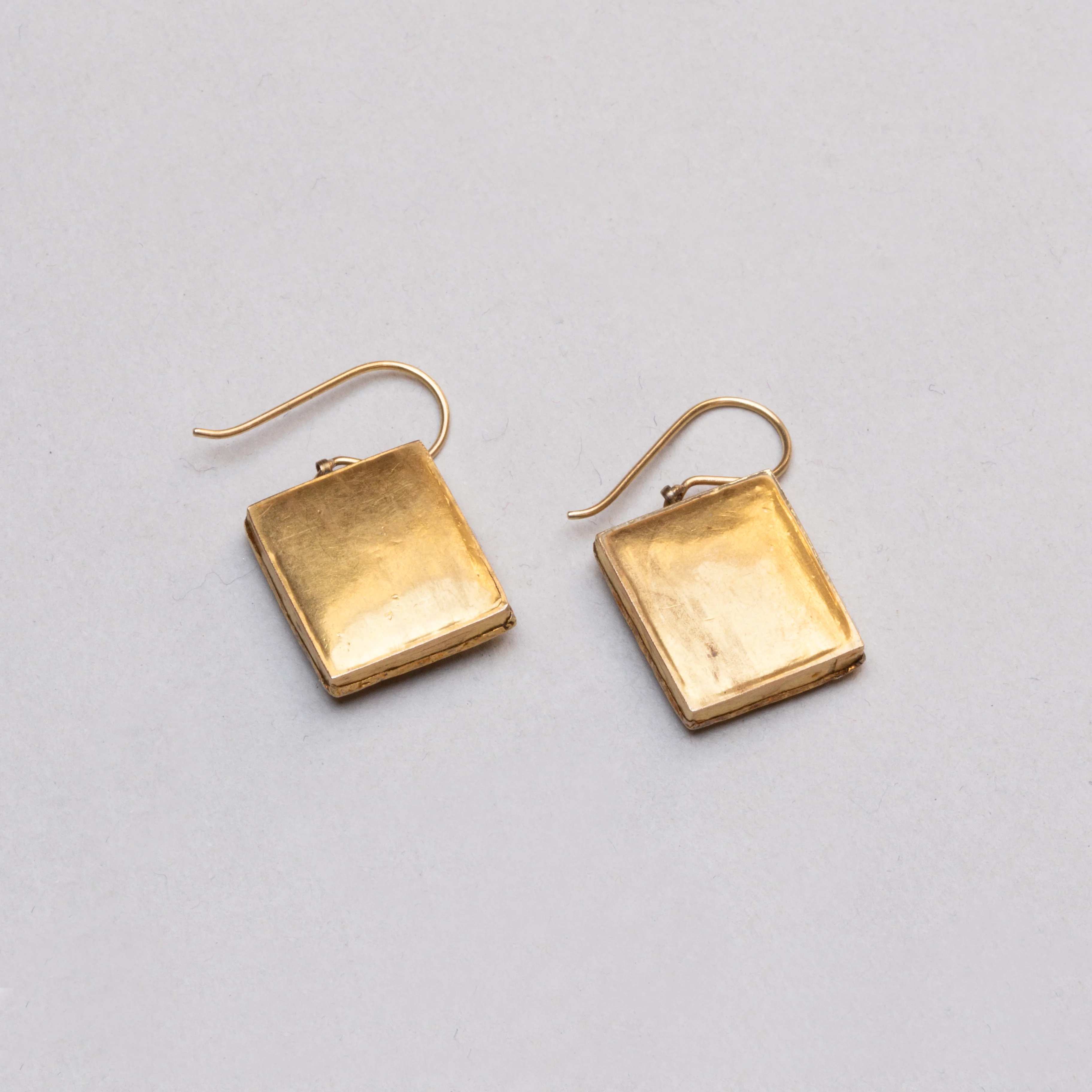 Yellow Gold Drop Earrings with Rough Diamond - Image 4