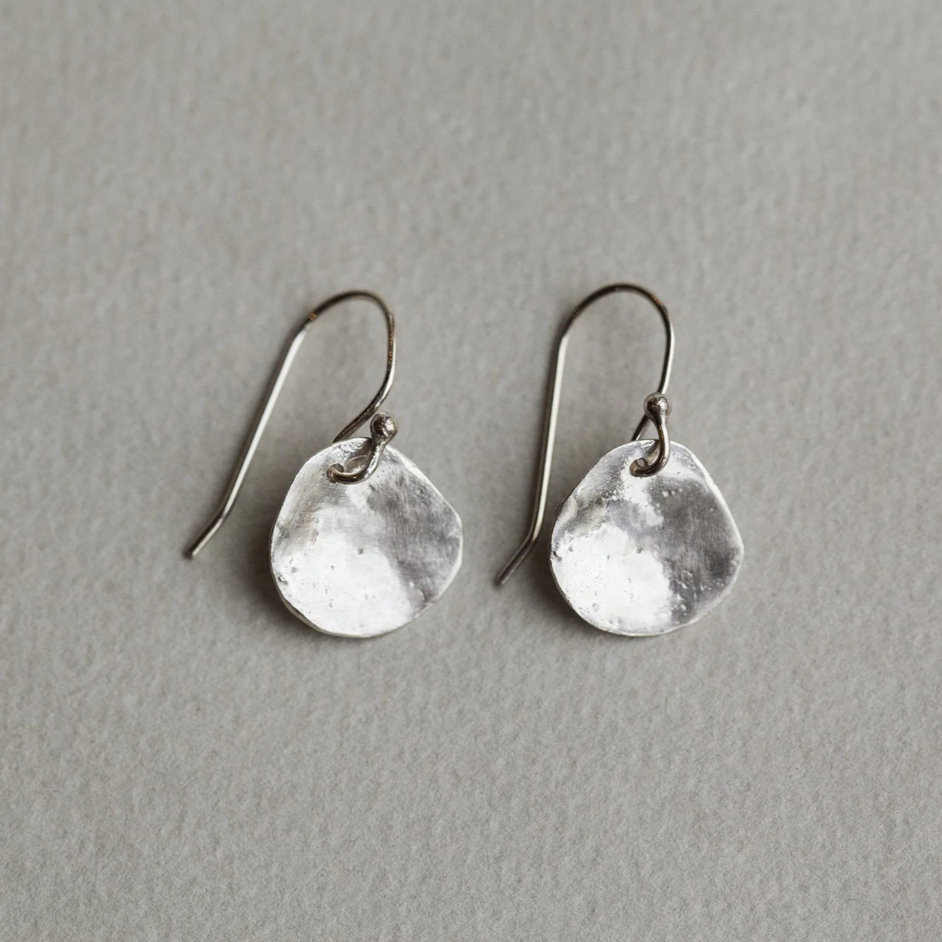 Hammered Disc Earrings - Image 5